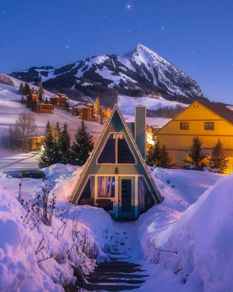 Top 4 Reasons To Pair a Heat Pump System with a Traditional Furnace